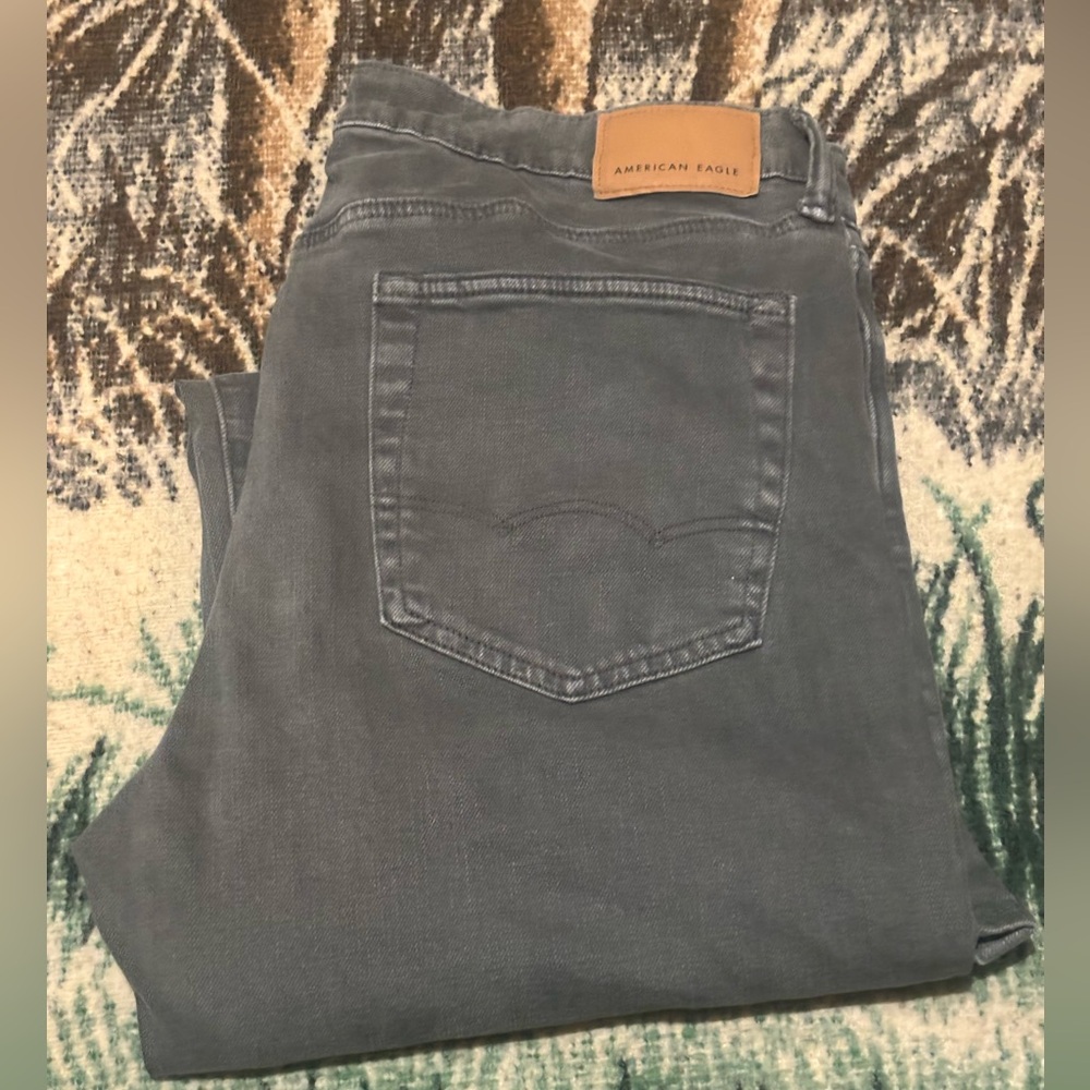 American Eagle Outfitters - Men's Jeans
